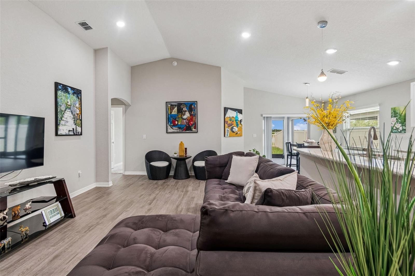 RIDGEWOOD - Residential