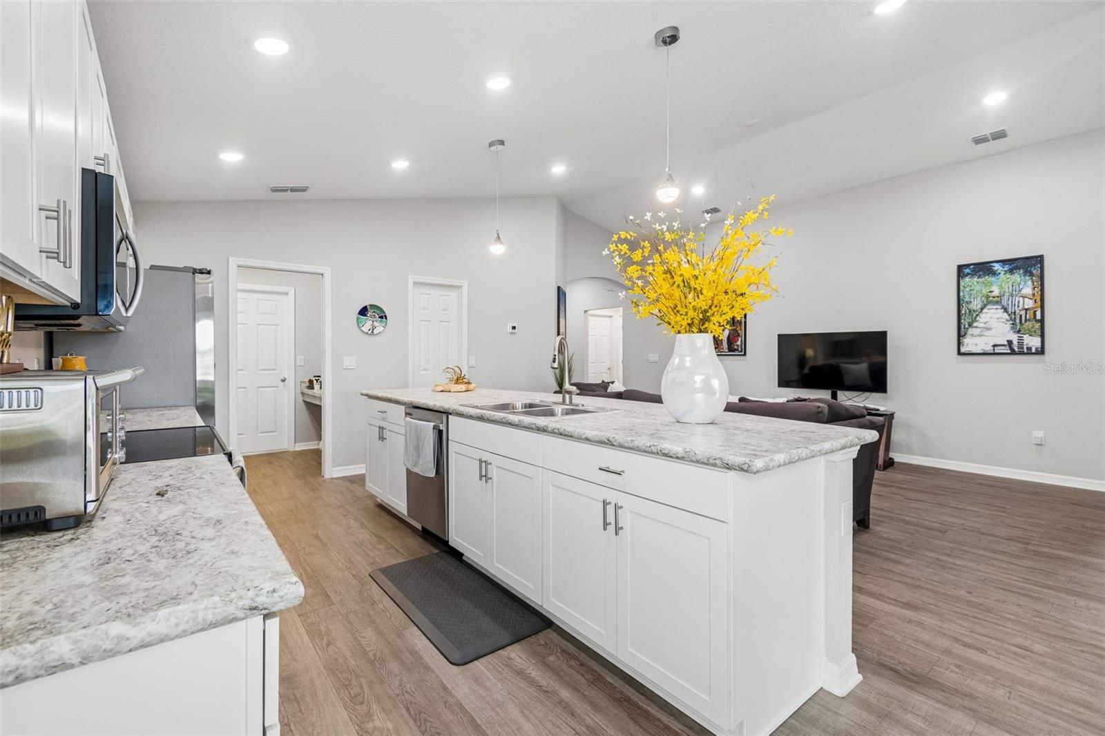RIDGEWOOD - Residential