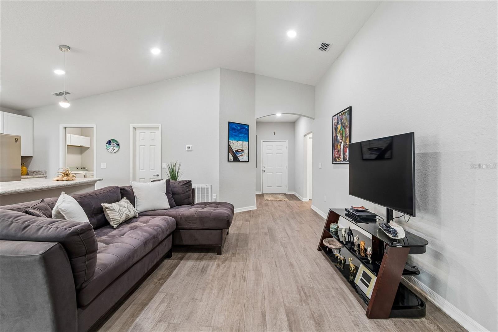 RIDGEWOOD - Residential