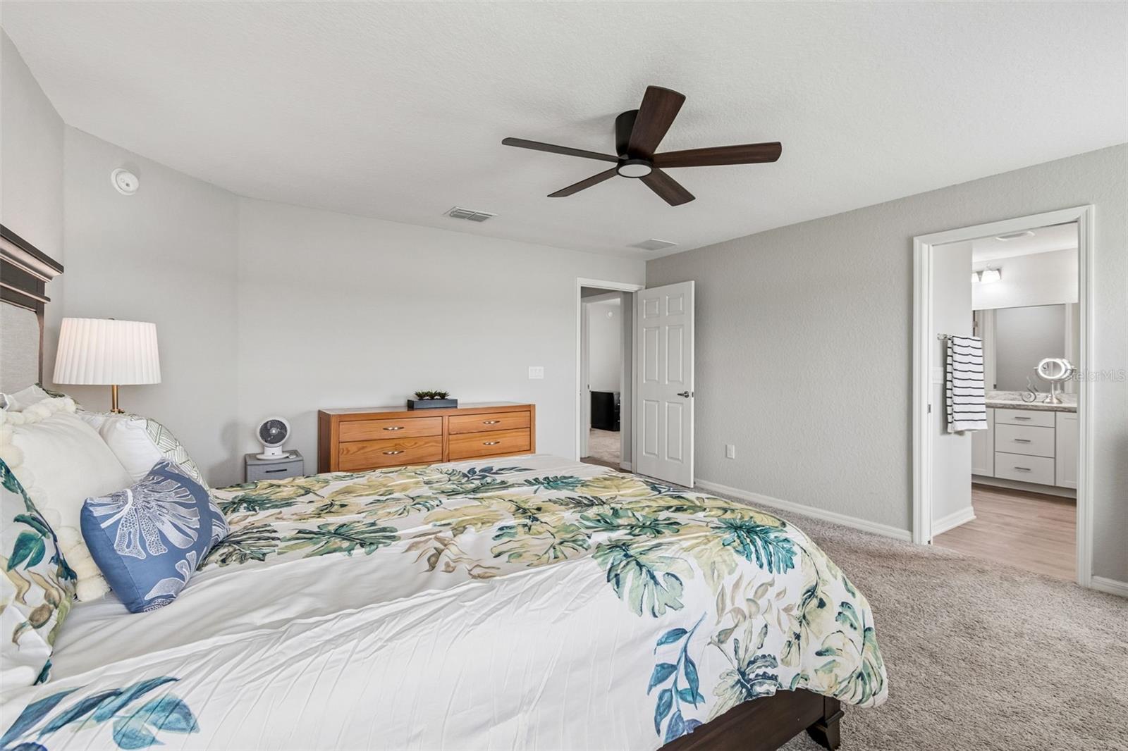 RIDGEWOOD - Residential