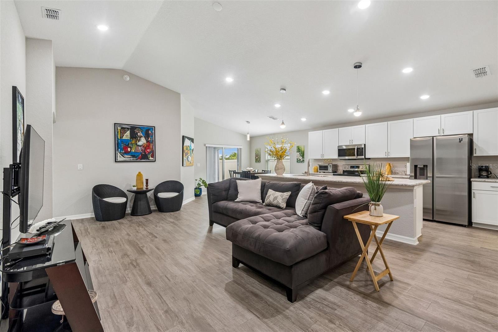 RIDGEWOOD - Residential