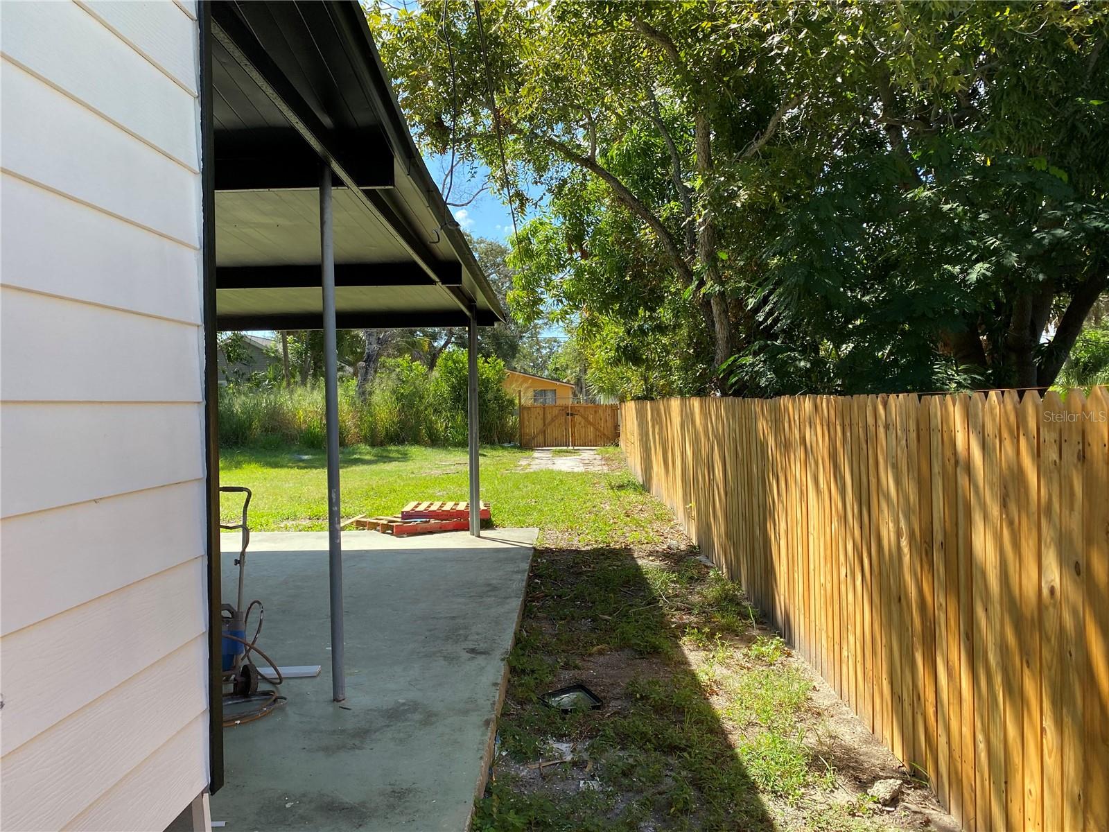 FRUITLAND HEIGHTS B - Residential