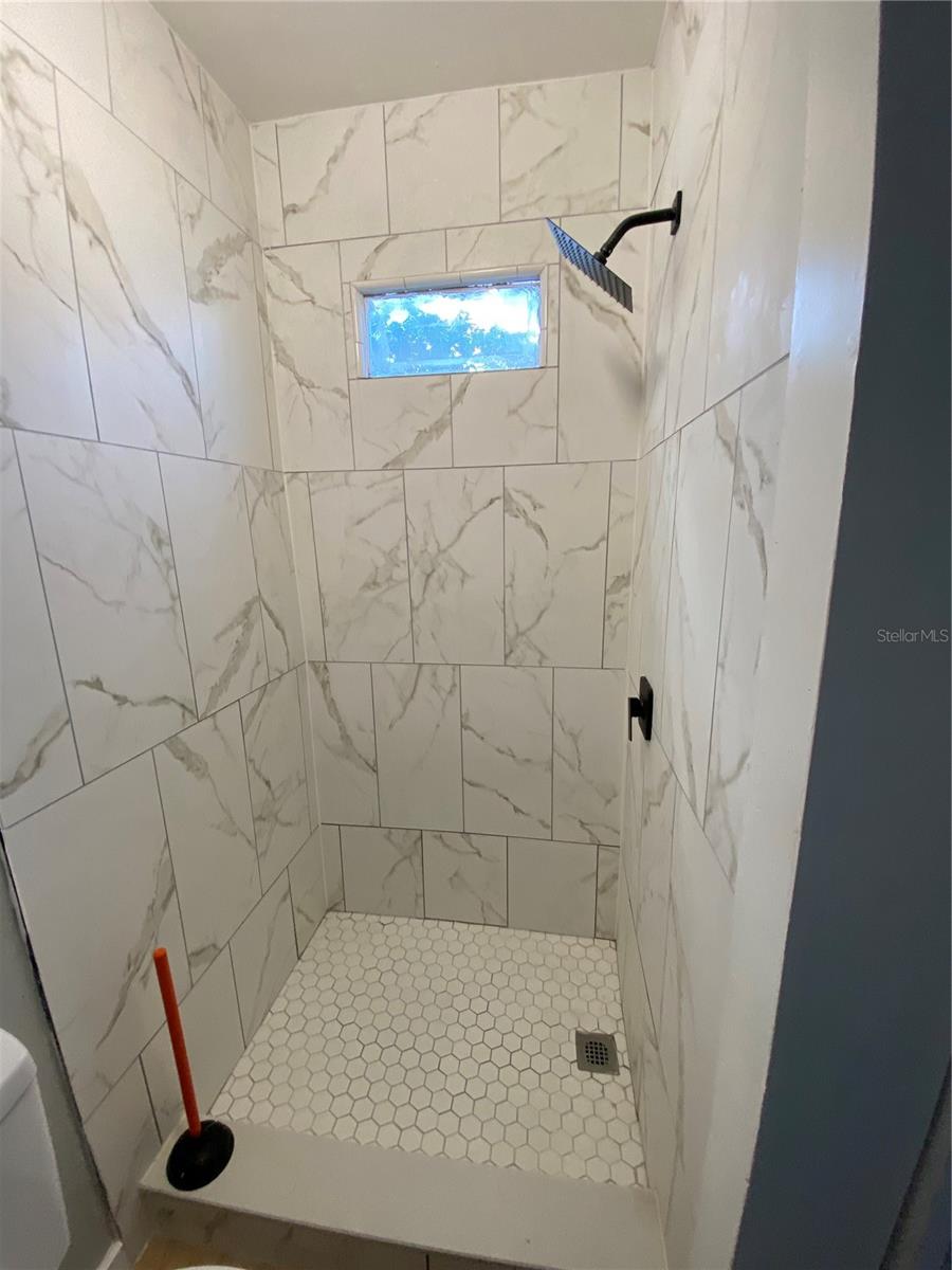 FRUITLAND HEIGHTS B - Residential