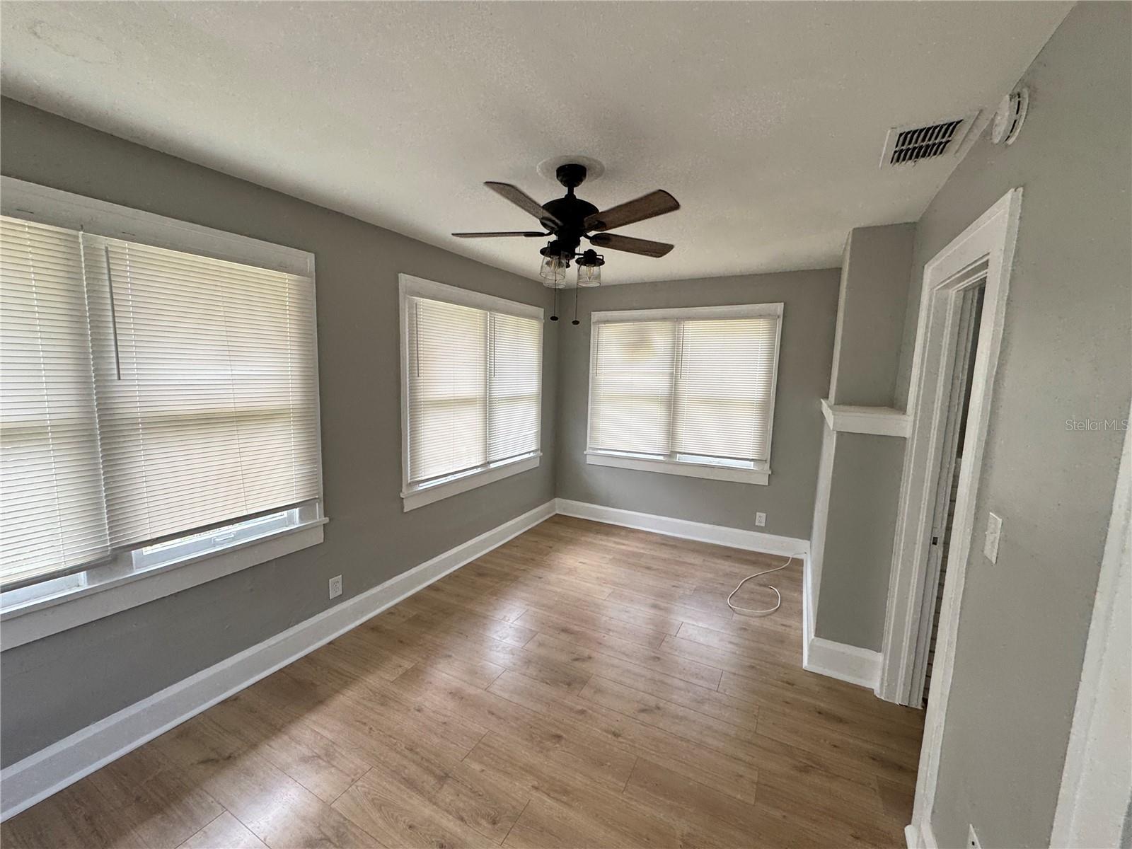 FRUITLAND HEIGHTS B - Residential