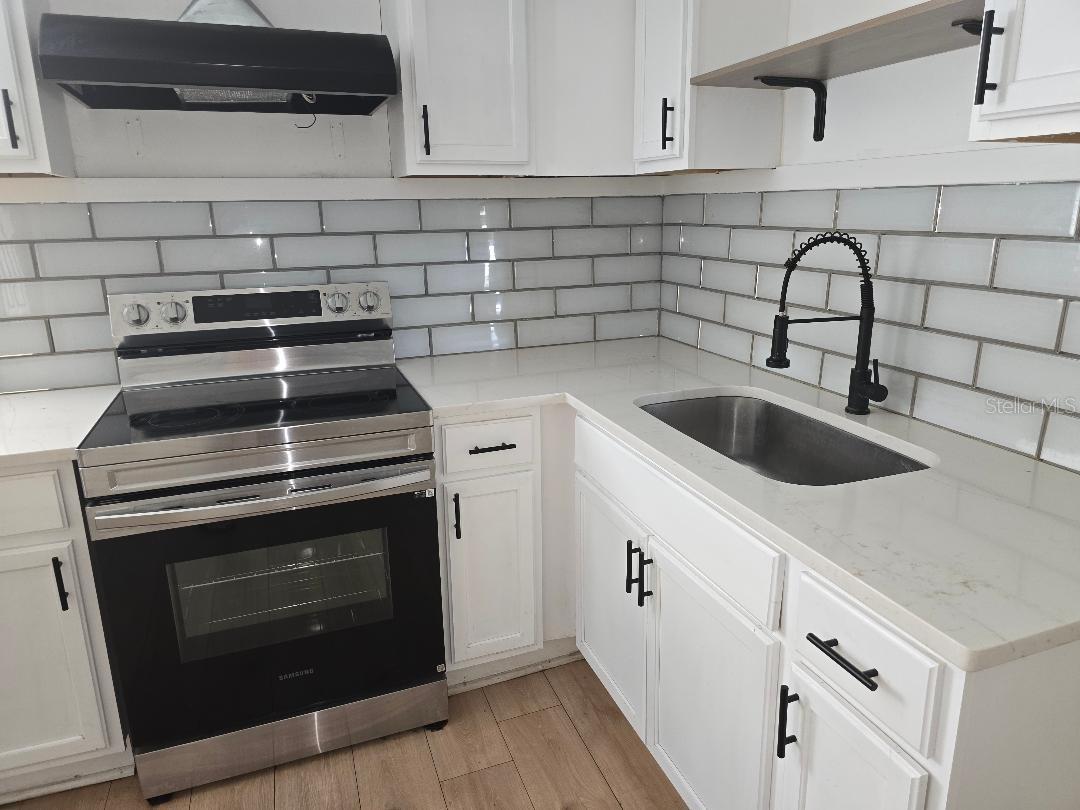 FRUITLAND HEIGHTS B - Residential
