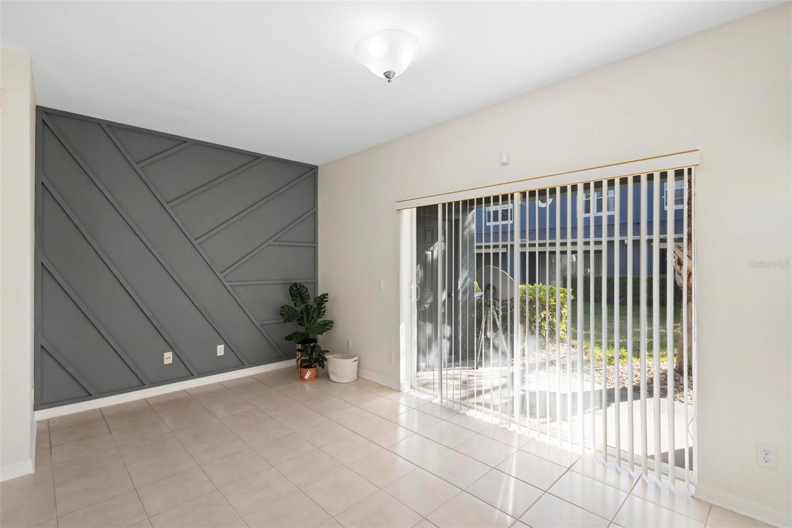 VICTORIA PINES CONDO - Residential Lease