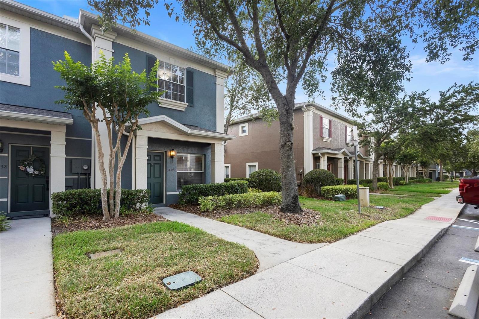 VICTORIA PINES CONDO - Residential Lease