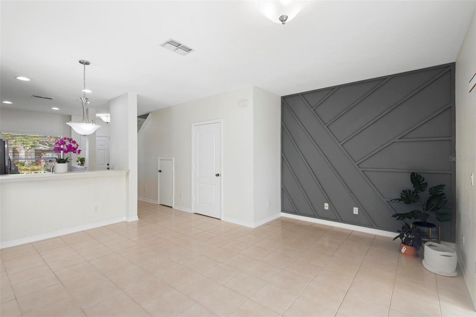 VICTORIA PINES CONDO - Residential Lease