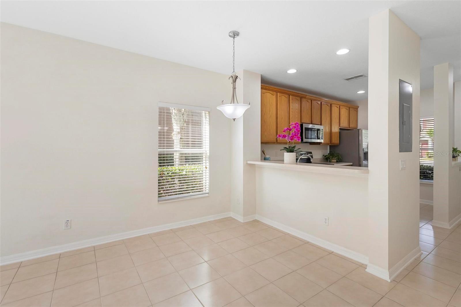 VICTORIA PINES CONDO - Residential Lease