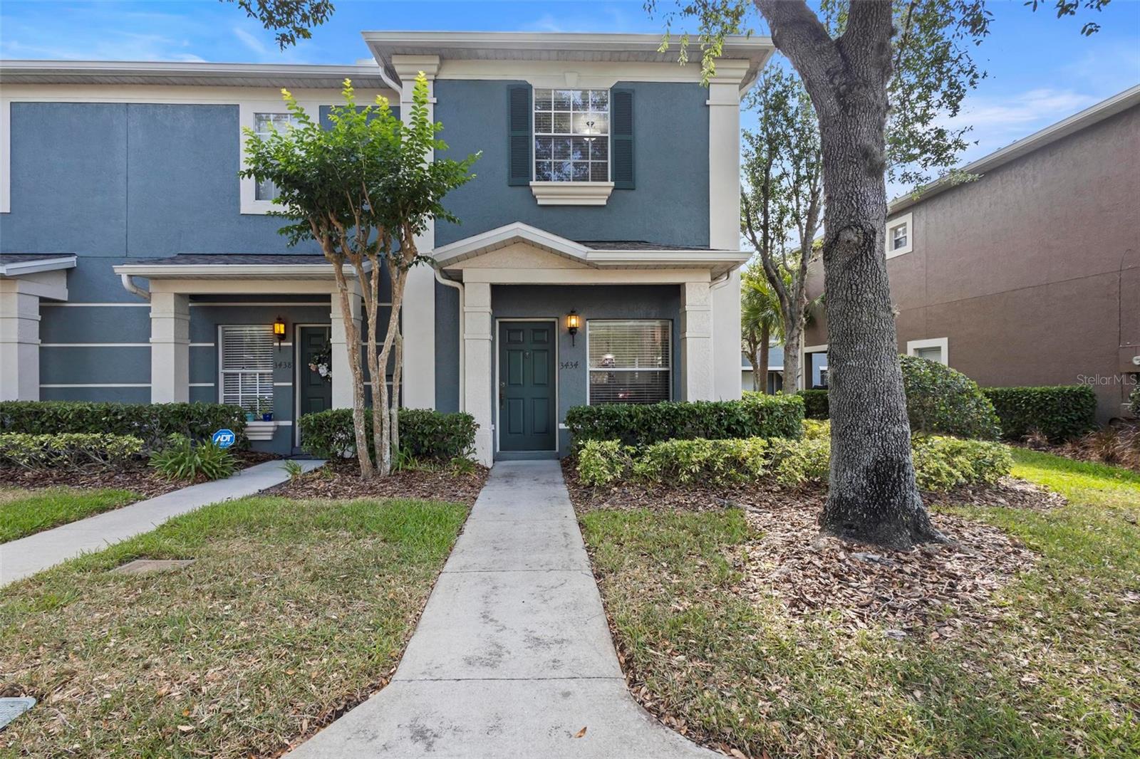 VICTORIA PINES CONDO - Residential Lease