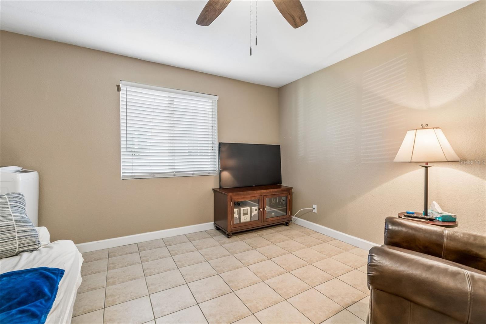 THE HAMPTONS AT BRANDON A CONDO - Residential