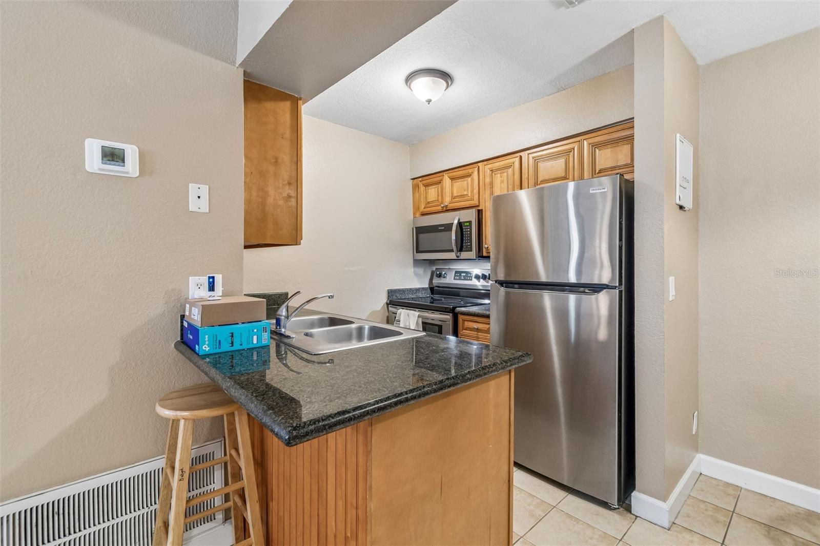 THE HAMPTONS AT BRANDON A CONDO - Residential