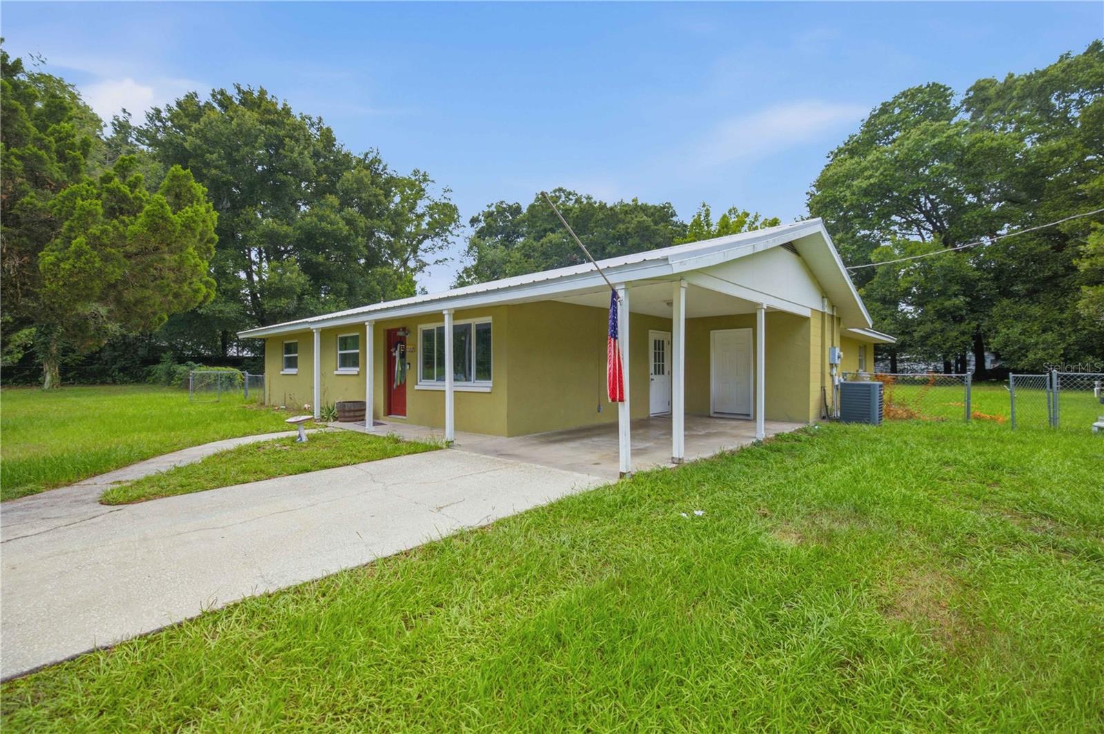 FORT KING ACRES - Residential