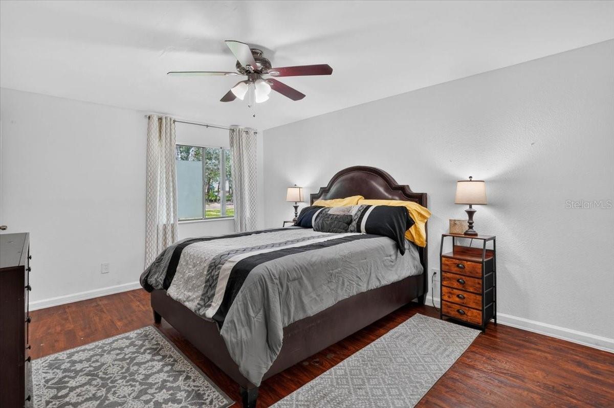 STONE CREEK POINTE A CONDOMINI - Residential