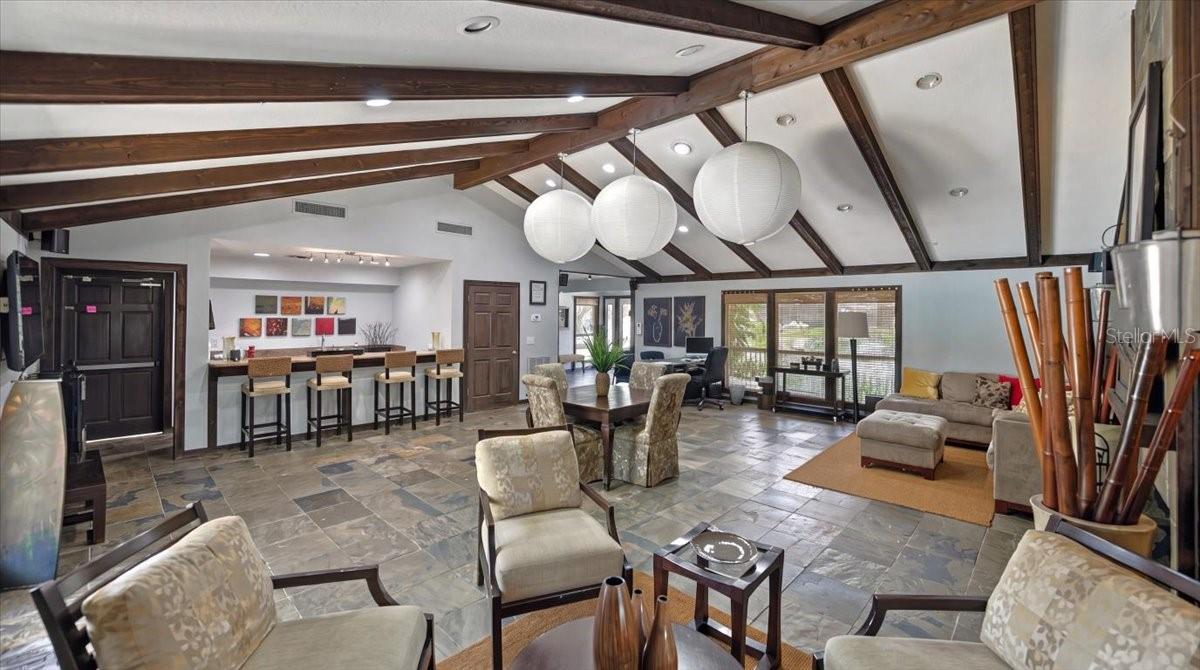 STONE CREEK POINTE A CONDOMINI - Residential