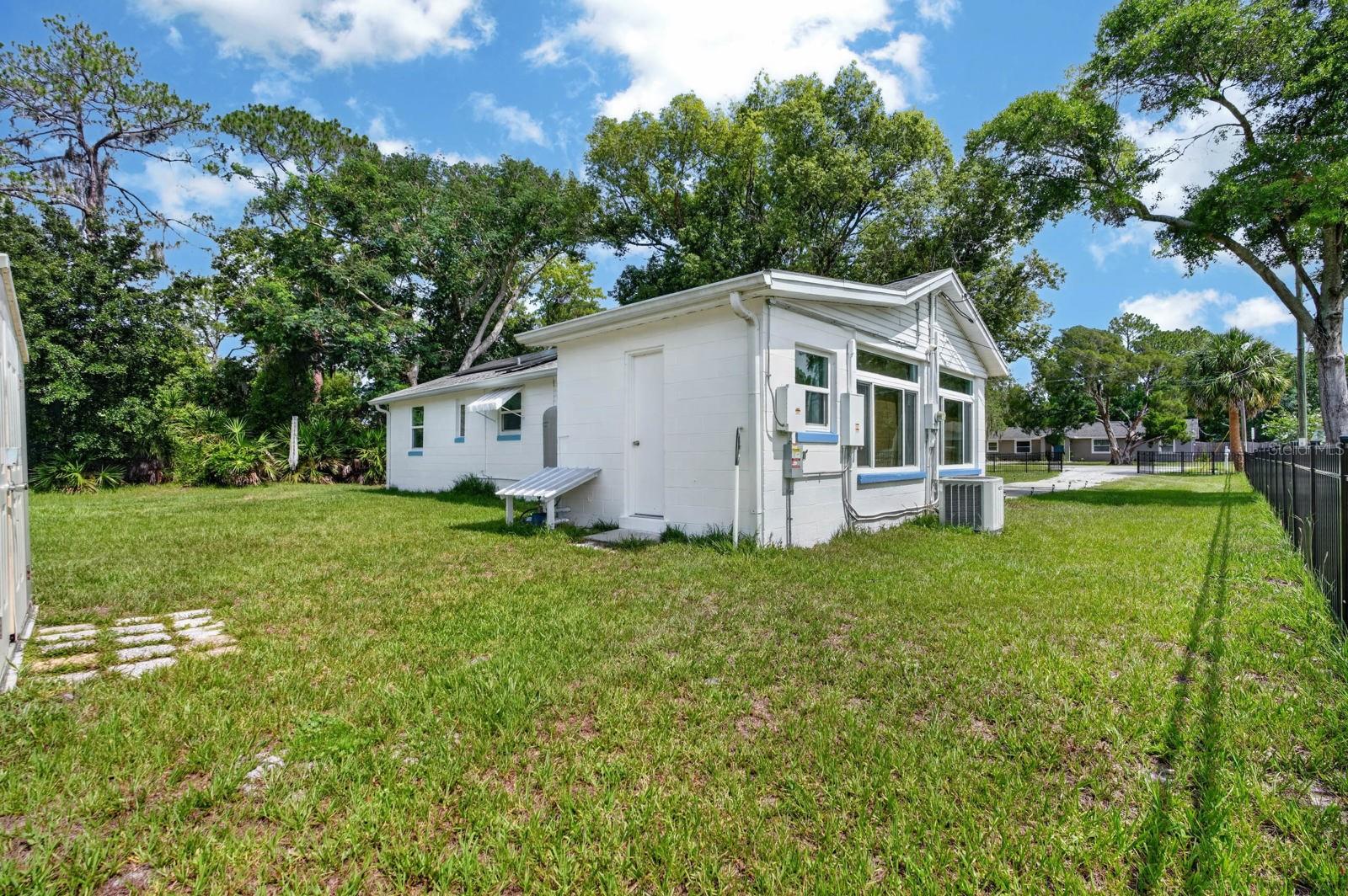 PLANTATION ESTATES UNIT 05 - Residential