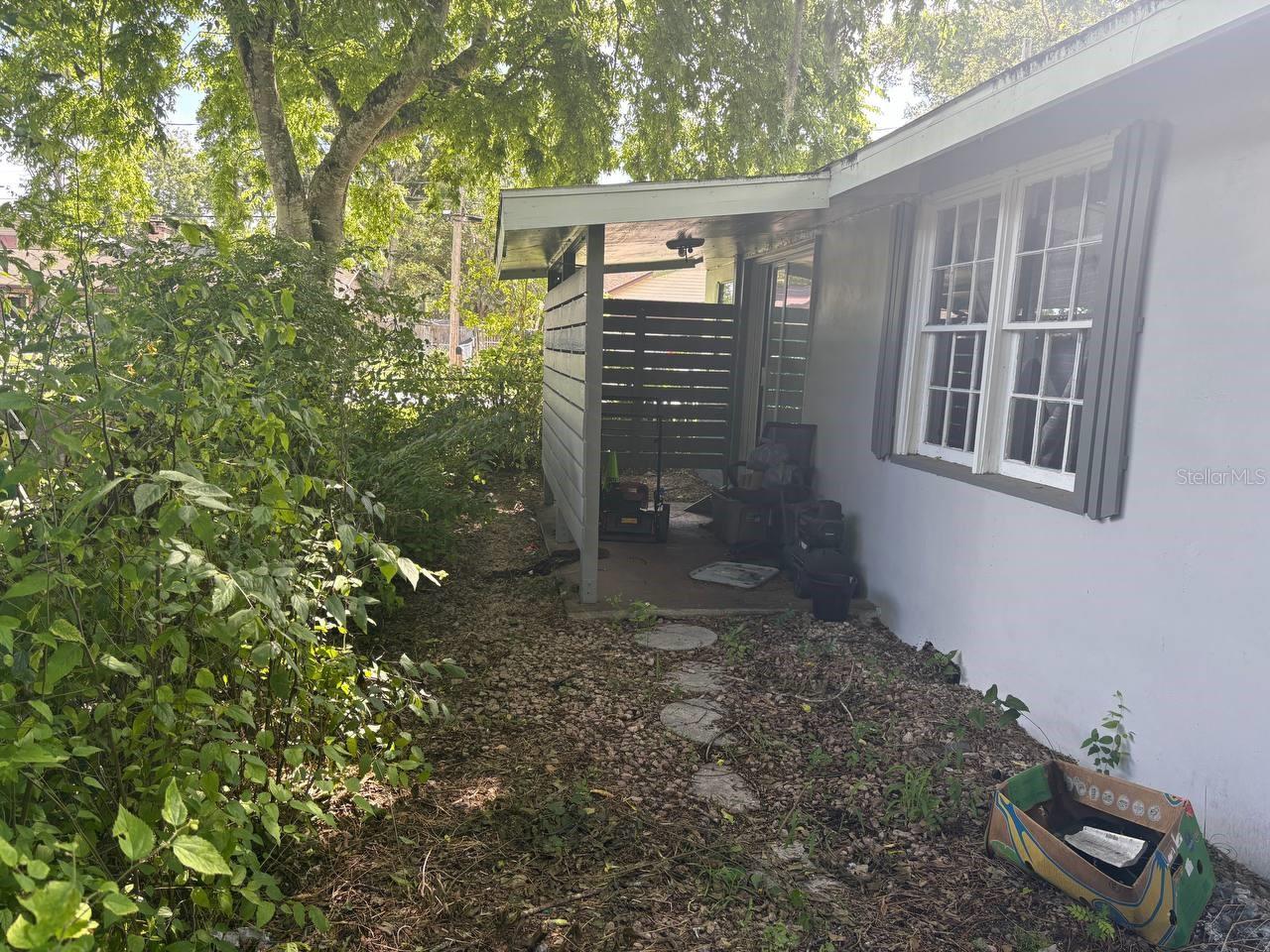 FLOMICH GARDEN SEC HOLLY HILL HEIGHTS - Residential
