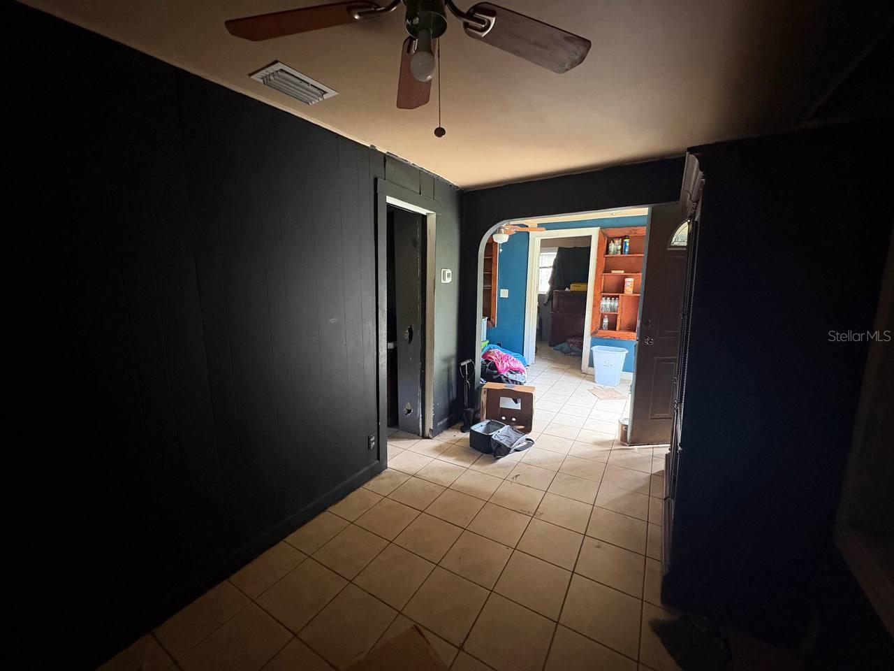 FLOMICH GARDEN SEC HOLLY HILL HEIGHTS - Residential