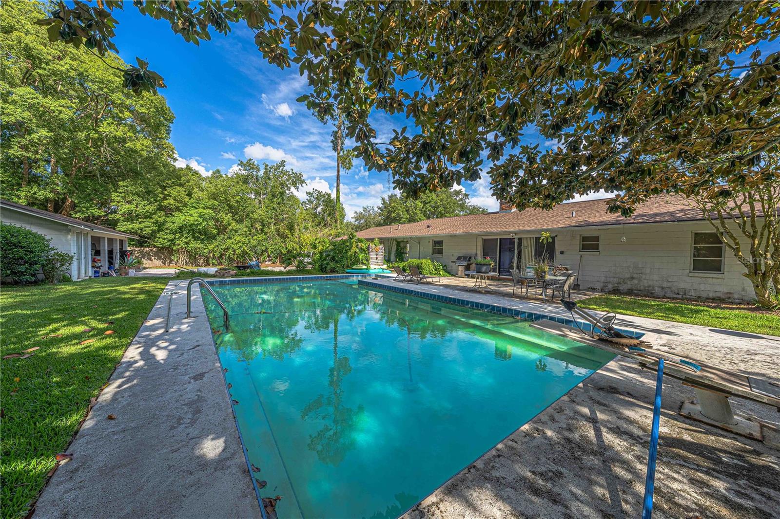 WOODSFIELDS - Residential