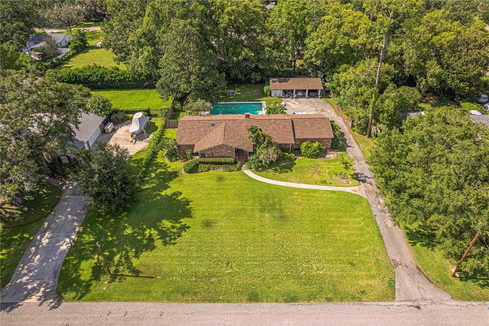 WOODSFIELDS - Residential