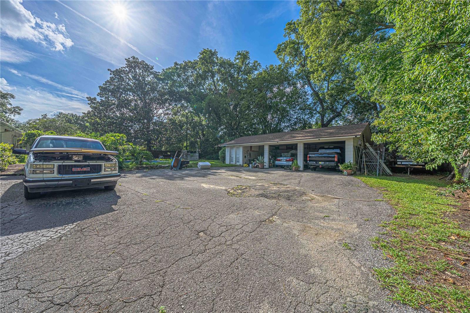 WOODSFIELDS - Residential