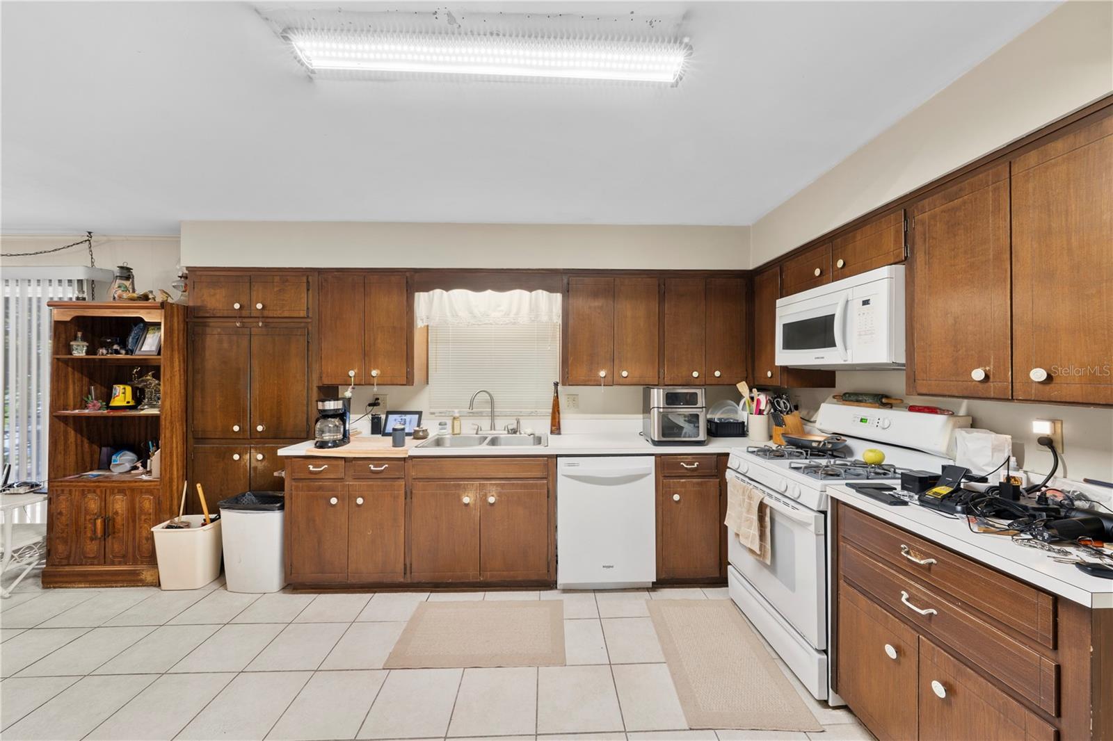 WOODSFIELDS - Residential