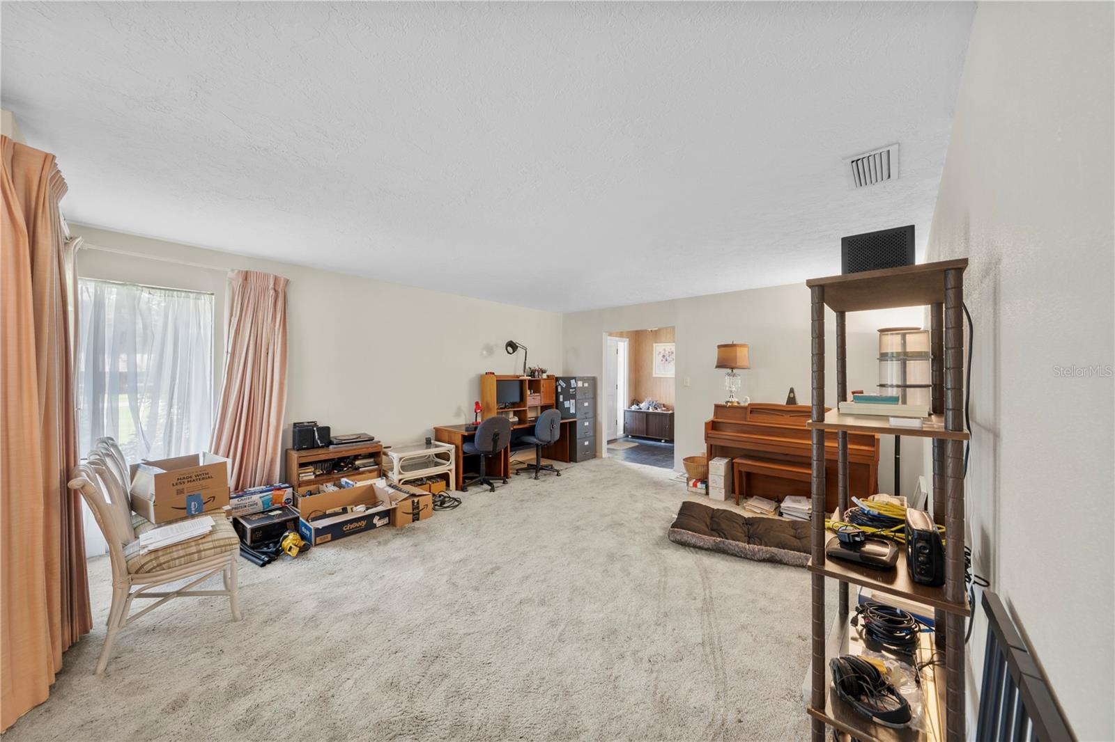 WOODSFIELDS - Residential