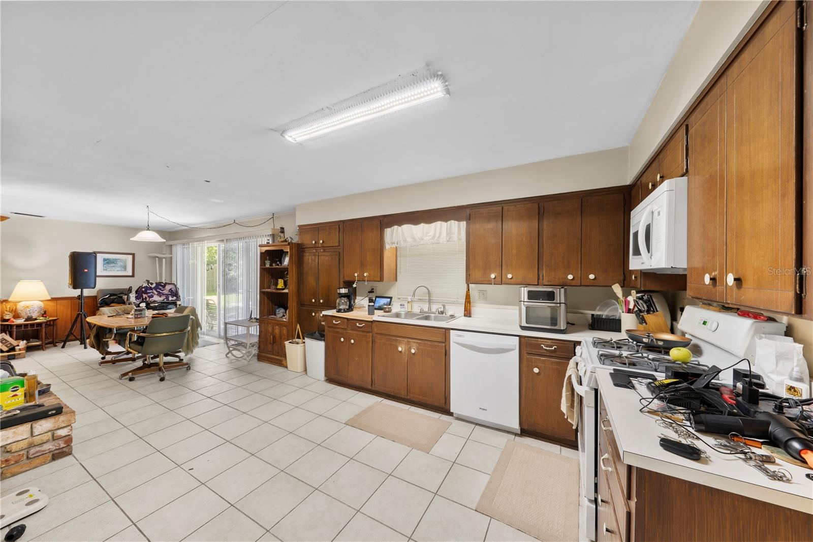 WOODSFIELDS - Residential