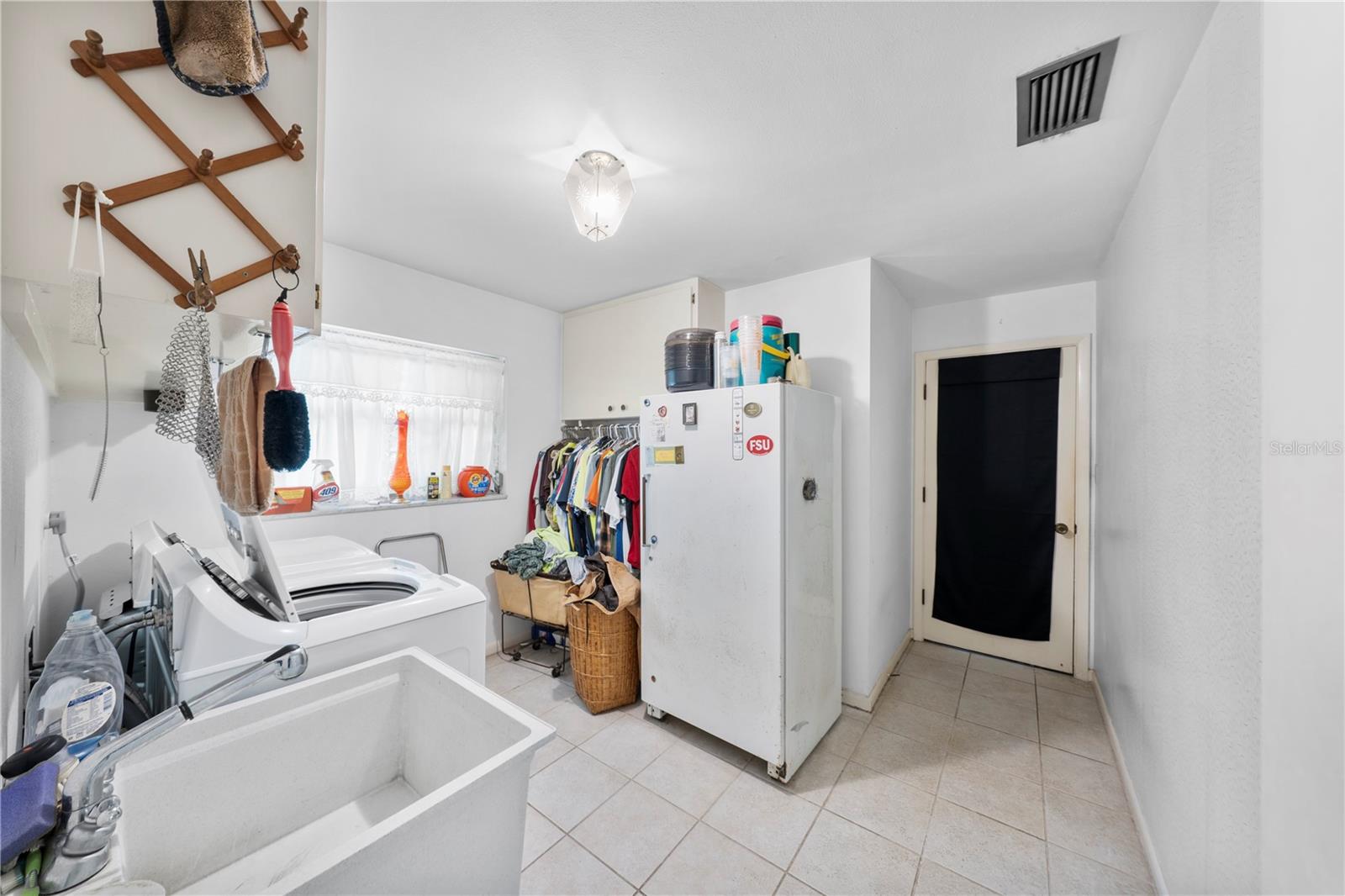 WOODSFIELDS - Residential