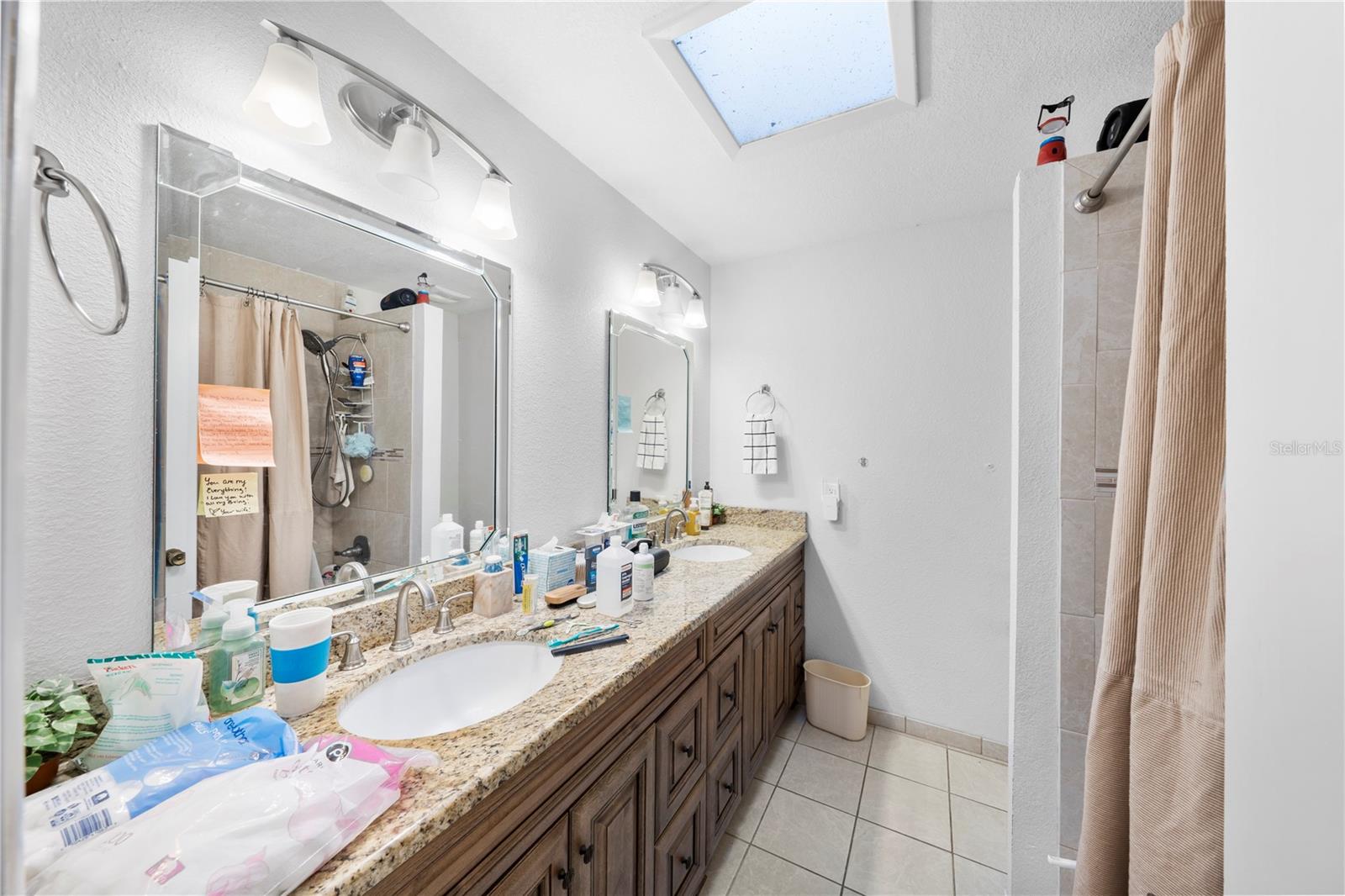 WOODSFIELDS - Residential