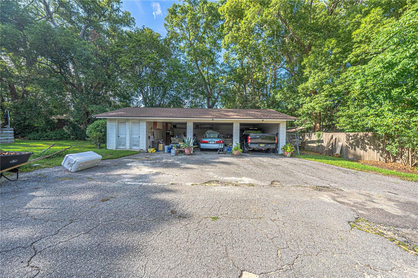 WOODSFIELDS - Residential
