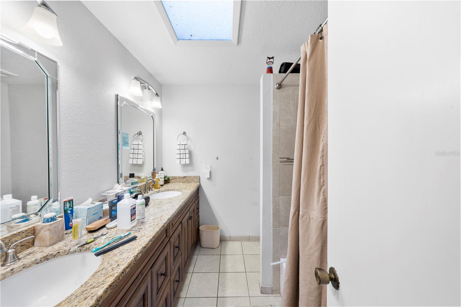 WOODSFIELDS - Residential