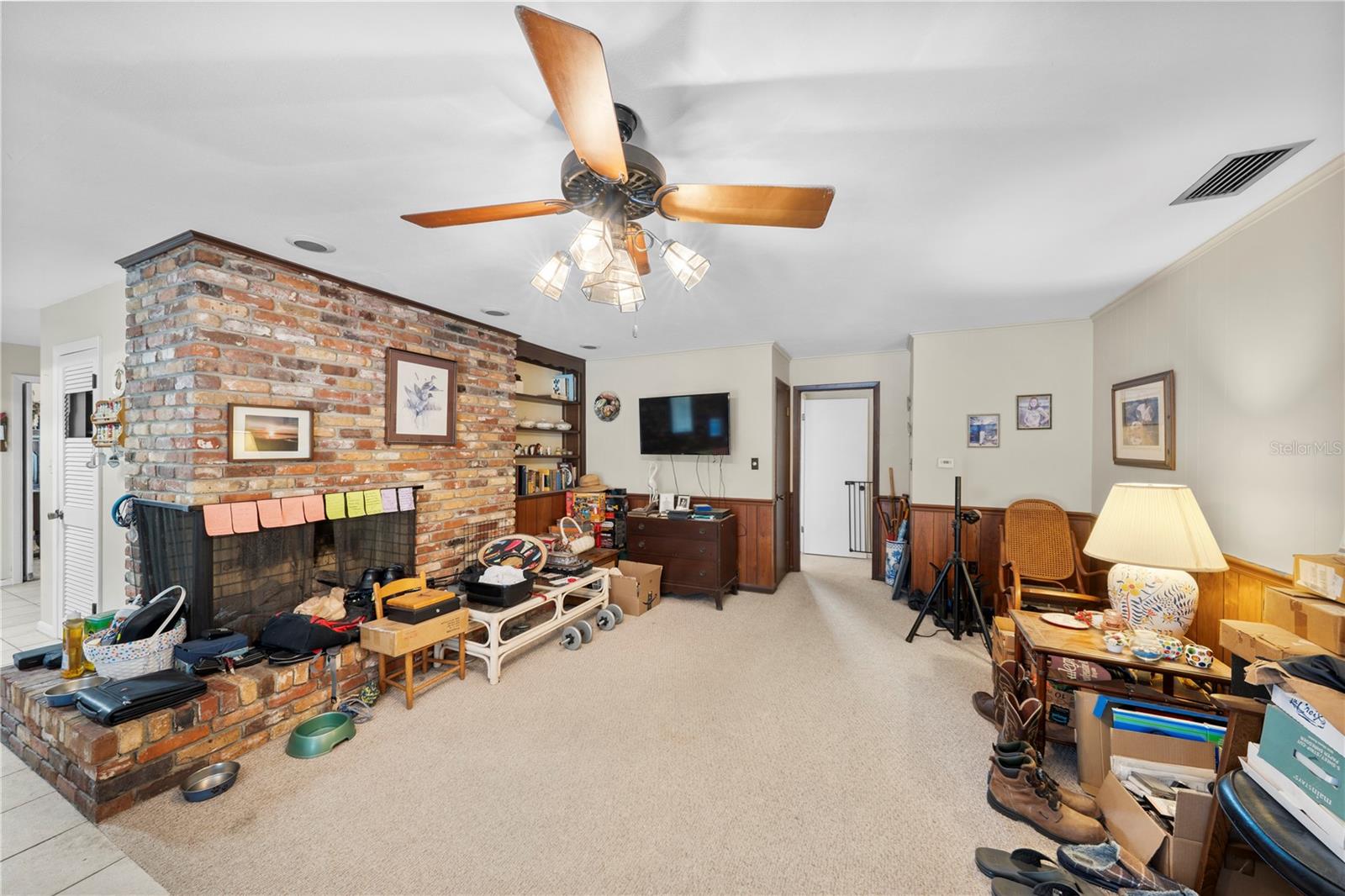 WOODSFIELDS - Residential