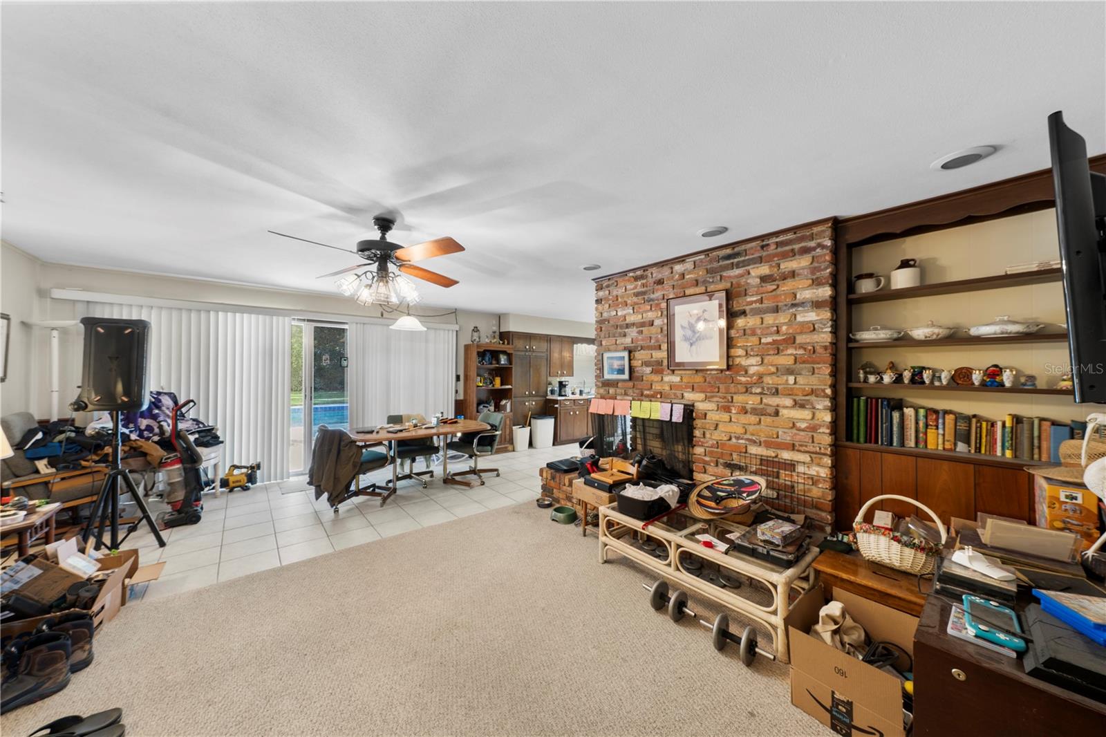WOODSFIELDS - Residential