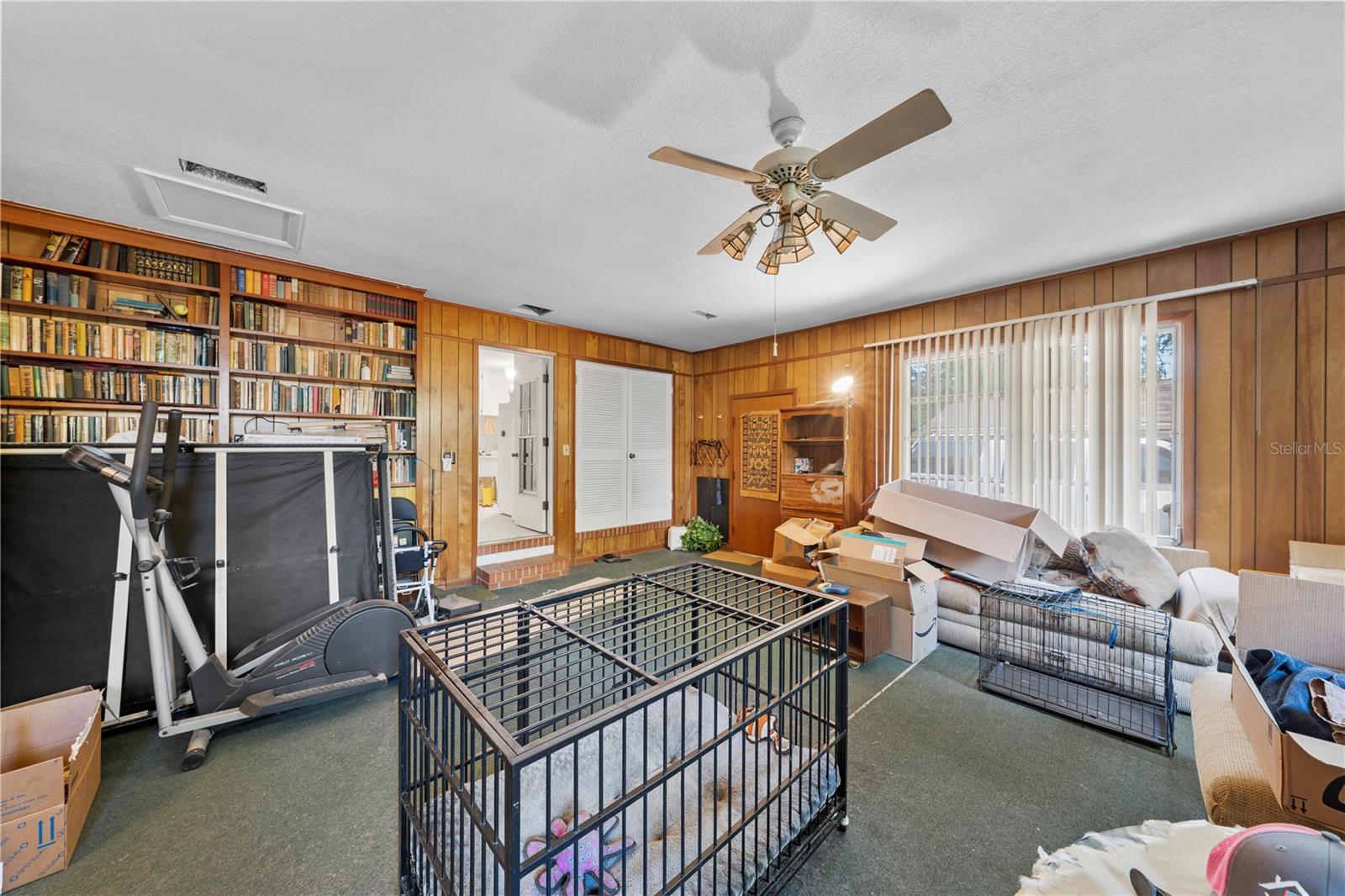 WOODSFIELDS - Residential