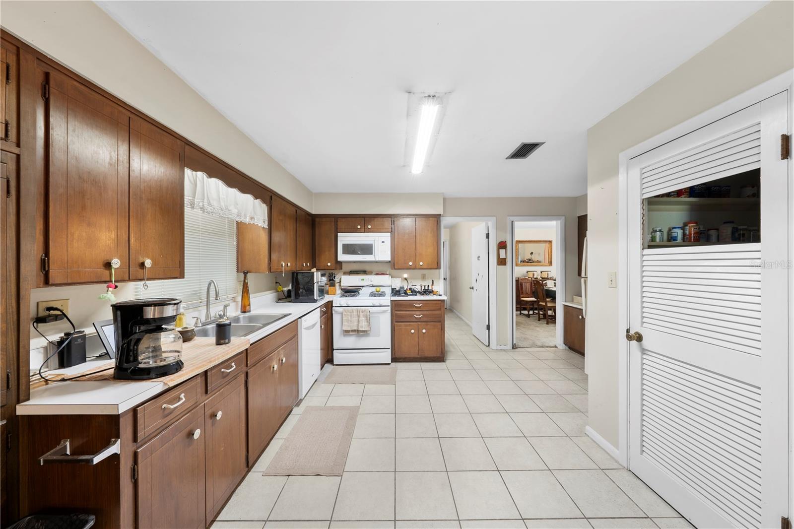 WOODSFIELDS - Residential