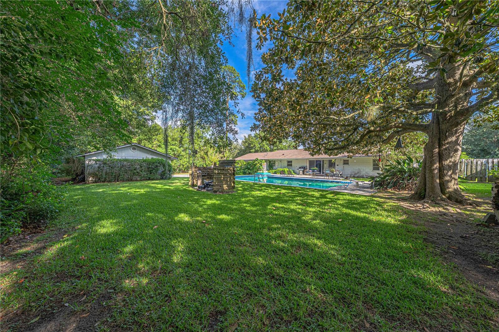 WOODSFIELDS - Residential