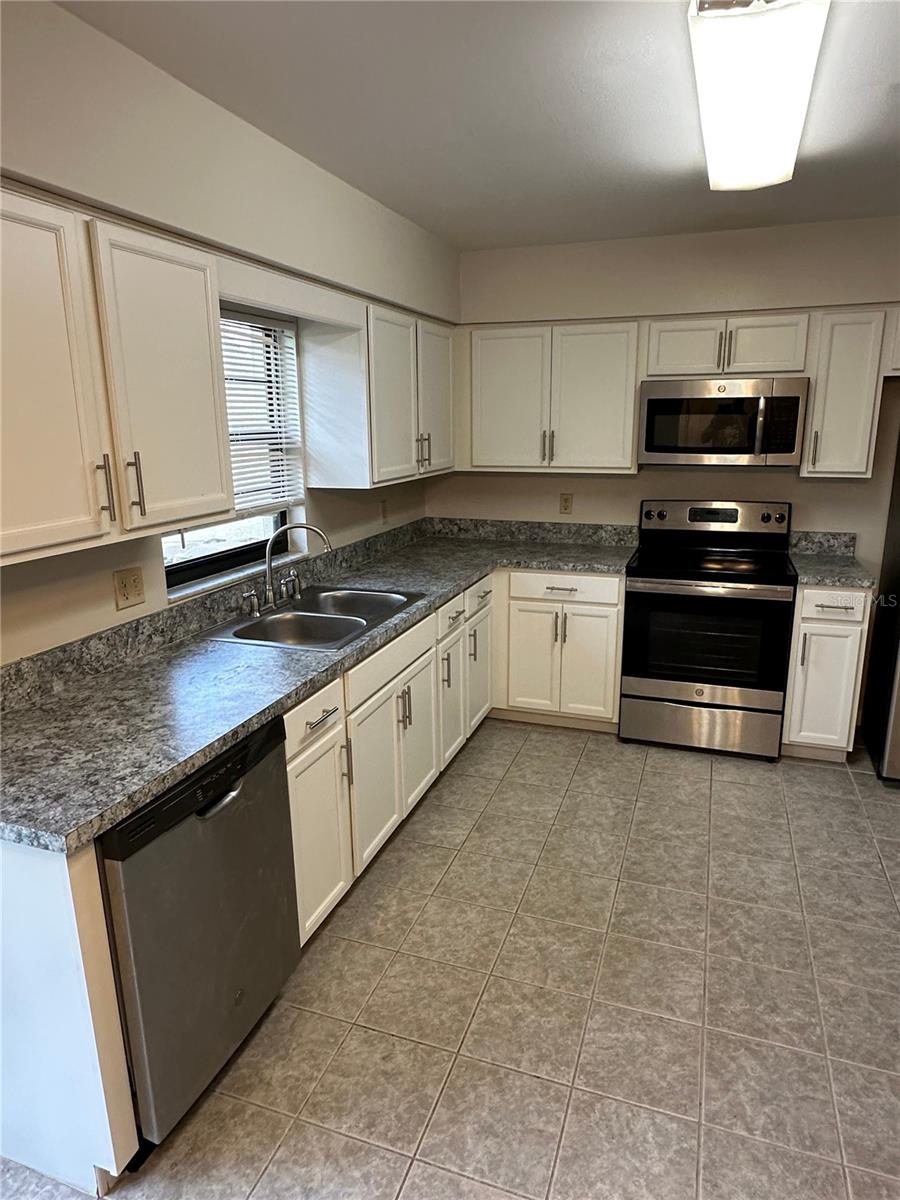 ST CLOUD - Residential Lease