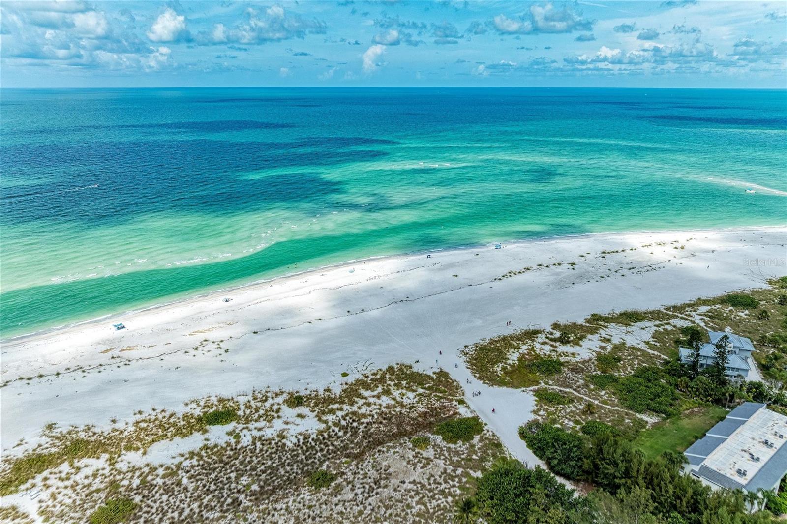LONGBEACH ON LONGBOAT KEY - Residential