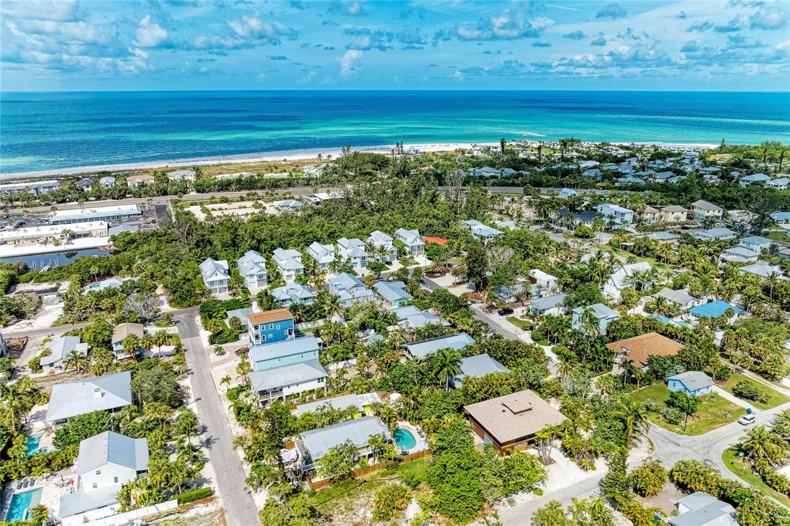 LONGBEACH ON LONGBOAT KEY - Residential