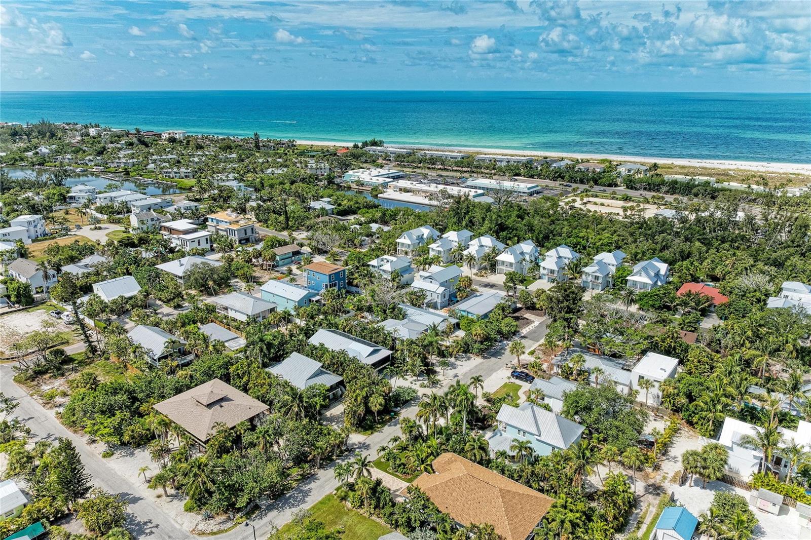 LONGBEACH ON LONGBOAT KEY - Residential