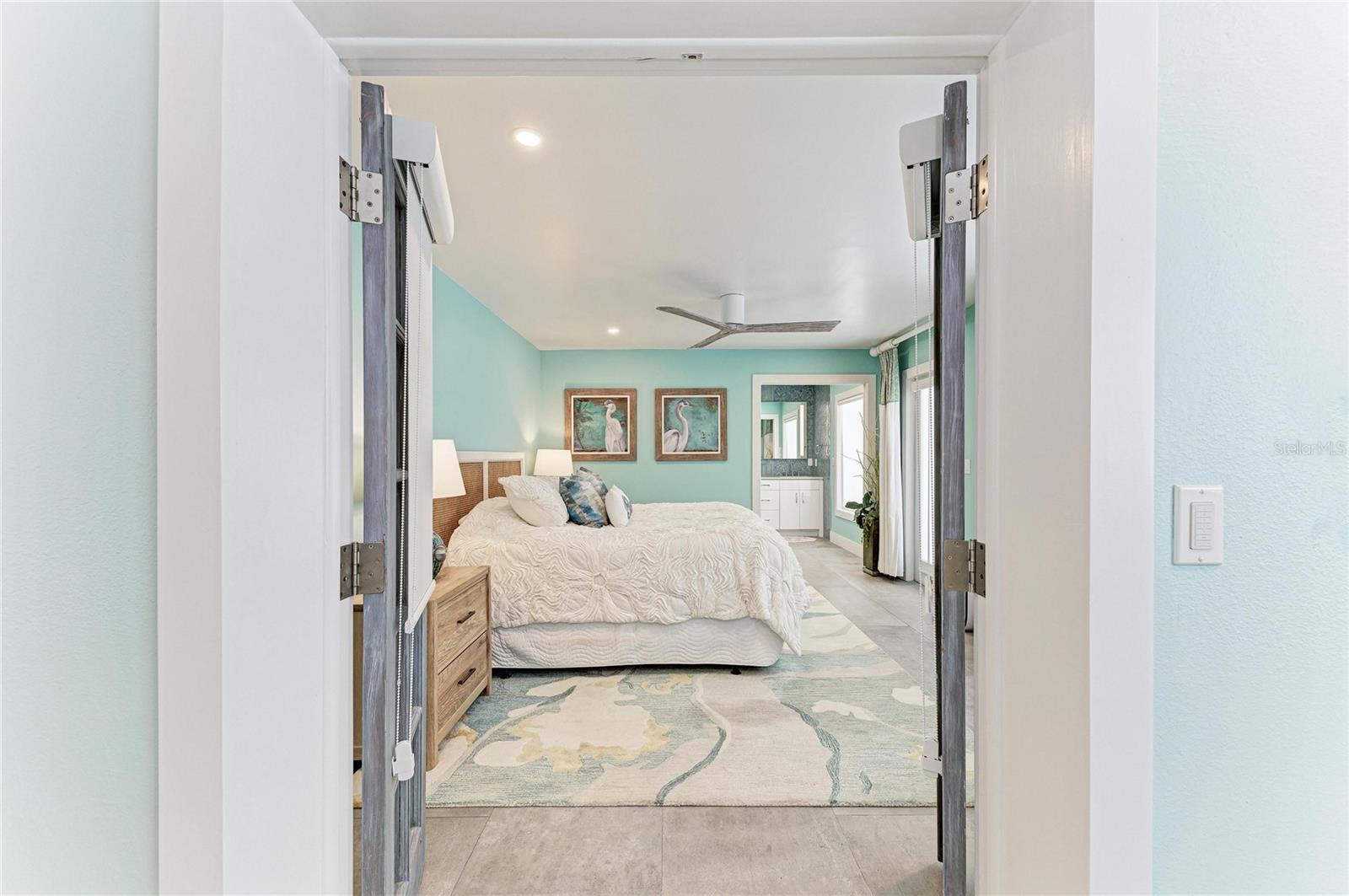 LONGBEACH ON LONGBOAT KEY - Residential