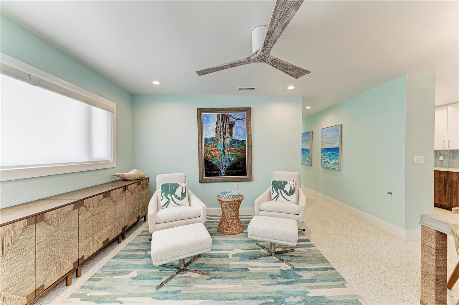 LONGBEACH ON LONGBOAT KEY - Residential