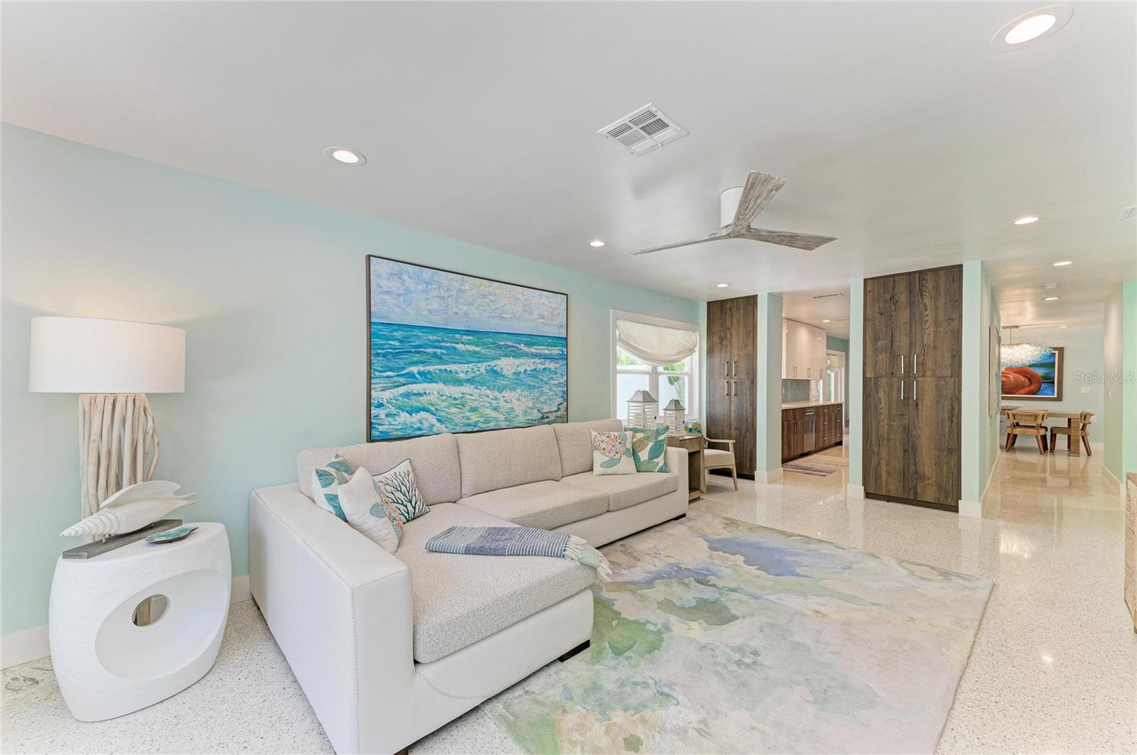 LONGBEACH ON LONGBOAT KEY - Residential