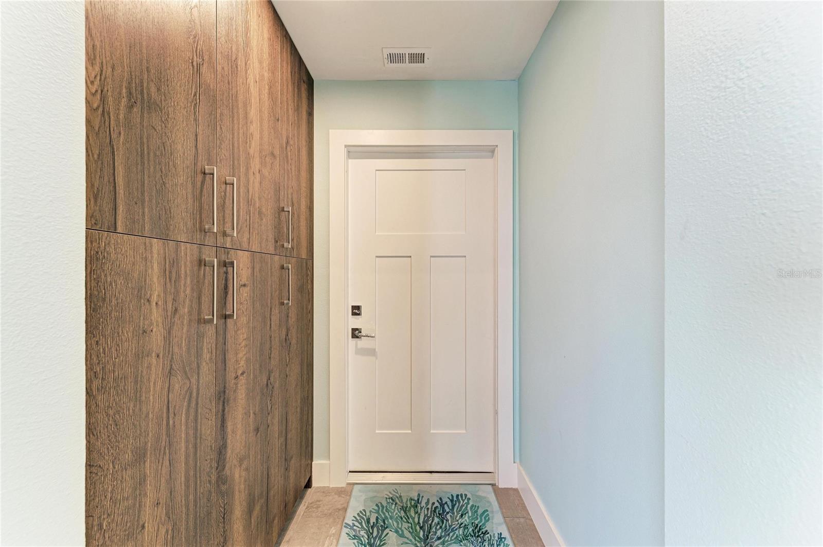 LONGBEACH ON LONGBOAT KEY - Residential