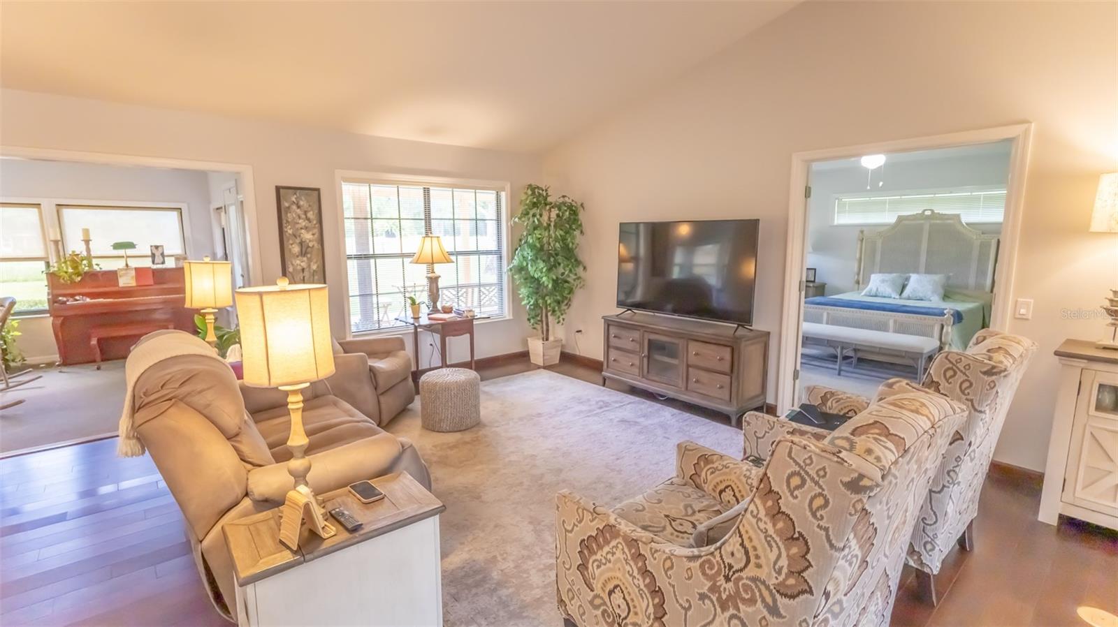 HIDDEN HILLS UNIT IV - Residential