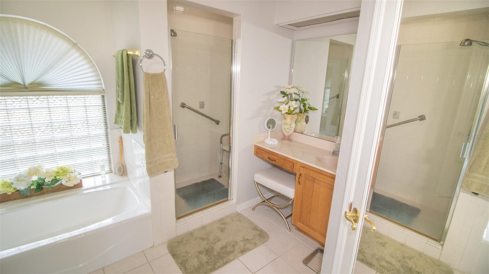 HIDDEN HILLS UNIT IV - Residential