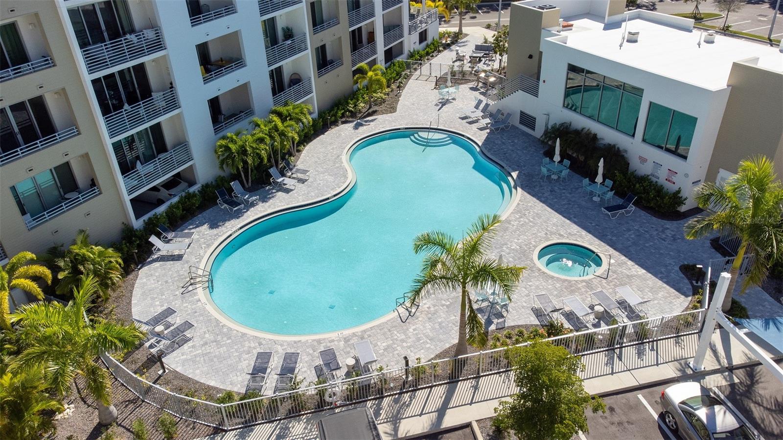 THE STRAND OF SARASOTA - Residential