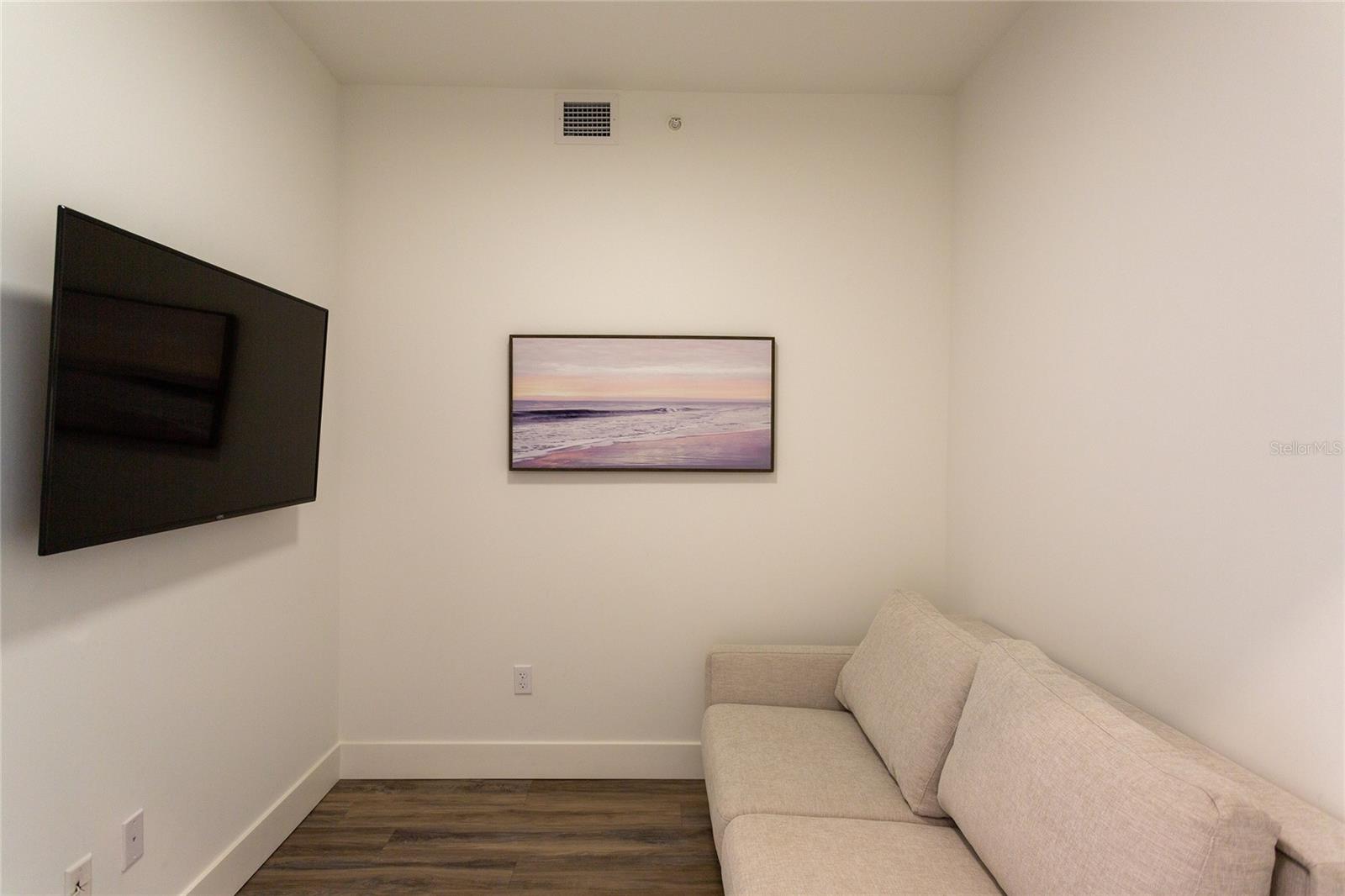 THE STRAND OF SARASOTA - Residential