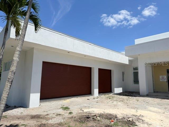 OYSTER BAY ESTATES - Residential